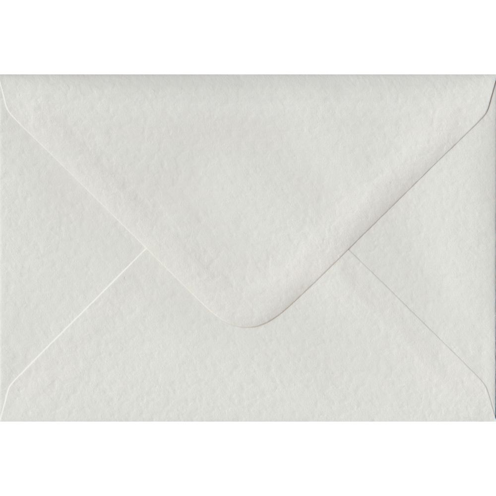 100 A6 White Envelopes. White Hammer. 114mm x 162mm. 100gsm paper. Gummed Flap.