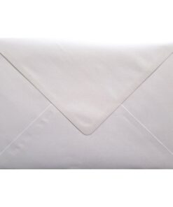 Oyster White Envelope C7 Closed